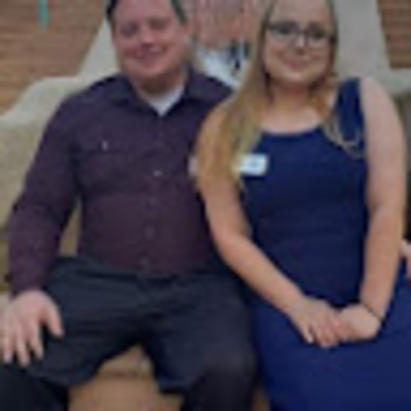 Meet your Posher, Beth - Picture 1 of 1